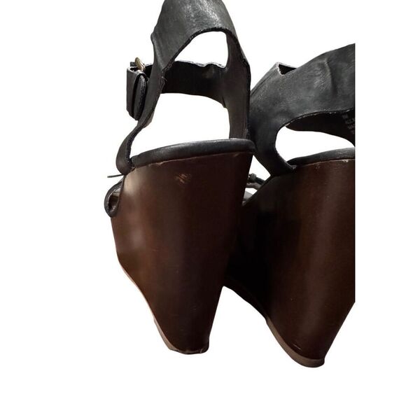 Madden Girl 5.5 inch platform strappy sandals size 9 - Picture 2 of 15